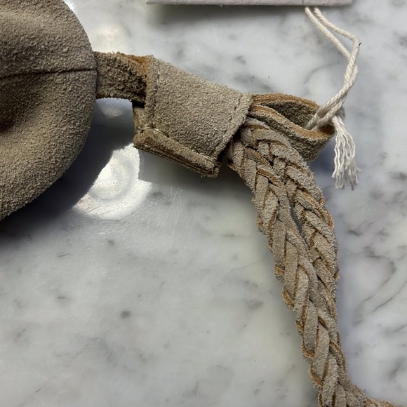 Free People Kingsley Natural Suede Wristlet NWT - Picture 14 of 16